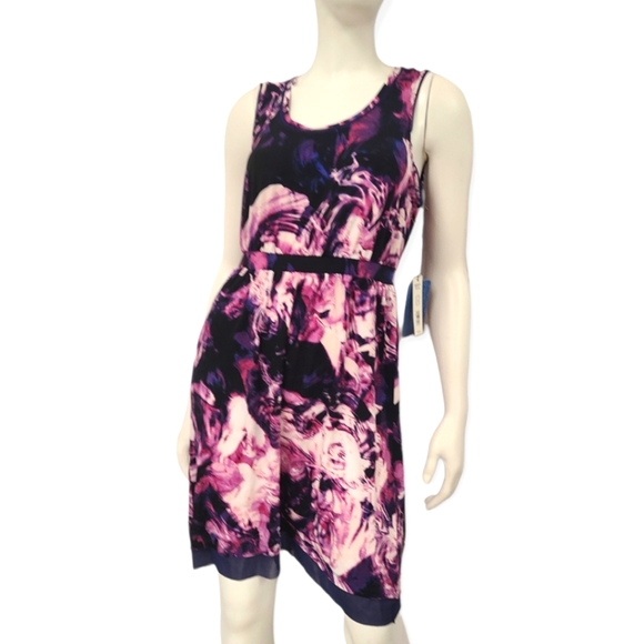 New with Tags Vera Wang Black and Pink Dress size Medium - Picture 2 of 8